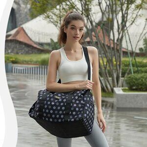 Marvolia Gym Bag, like new without tags.